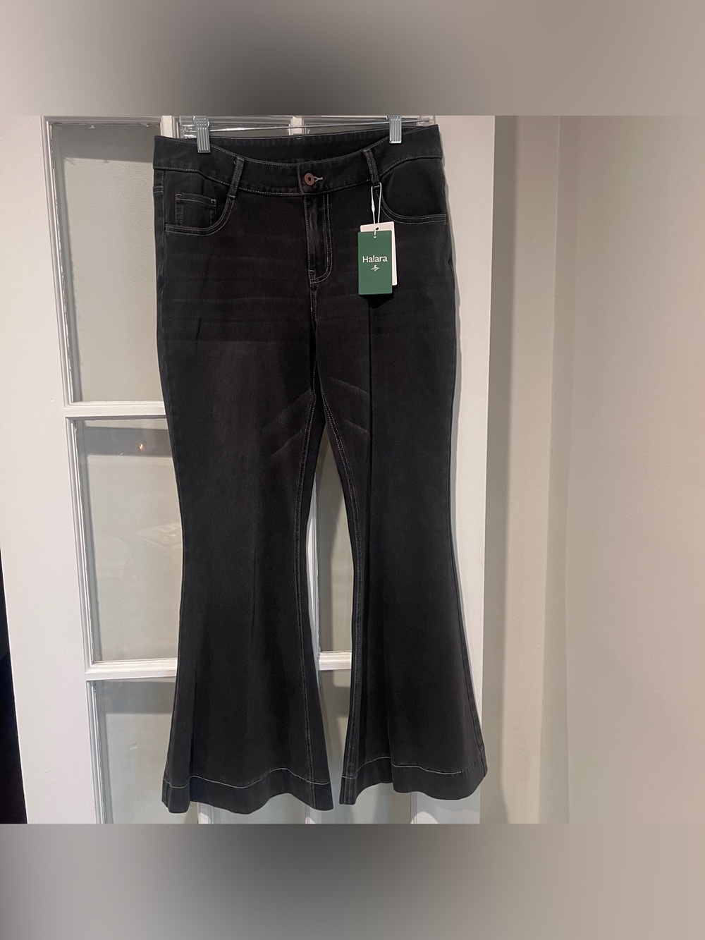 NWT Halara Flex Denim Mid Rise Gray Flare Jeans Zipper And Bottom Fly Sz Large - Picture 6 of 12